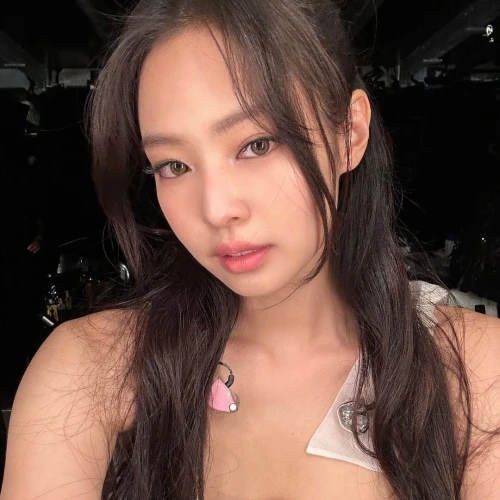‘You & Me’ Jadi Single Solo Kedua Jennie BLACKPINK