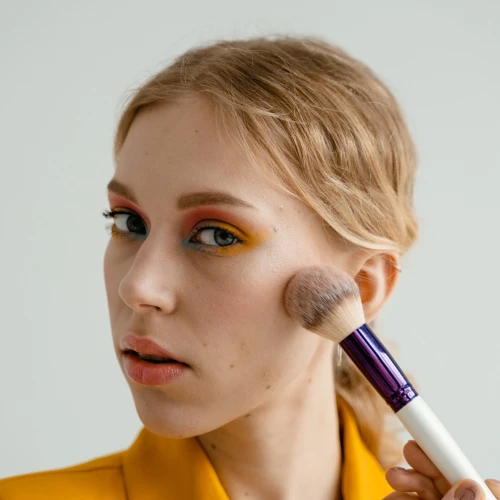 Ini Maksud, Penyebab, dan Cara Mengatasi Oksidasi Makeup yang Perlu Kamu Ketahui