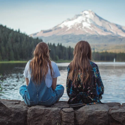 Tipe Teman yang Cocok Untuk Diajak Travelling