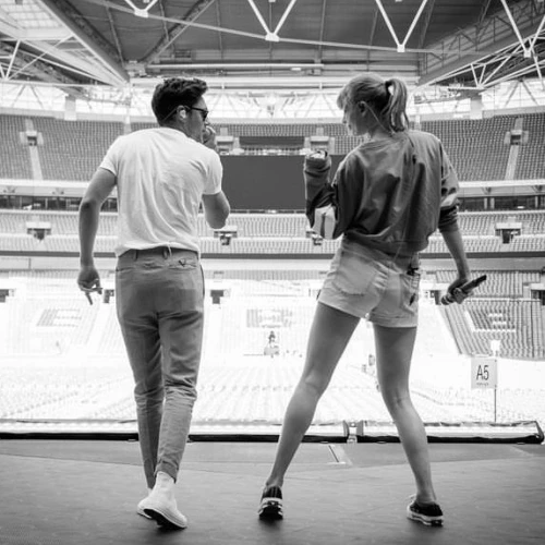Mulai dari BTS hingga Taylor Swift, Ini Dia Deretan Lagu Duet Pop Paling Populer Sepanjang Masa!
