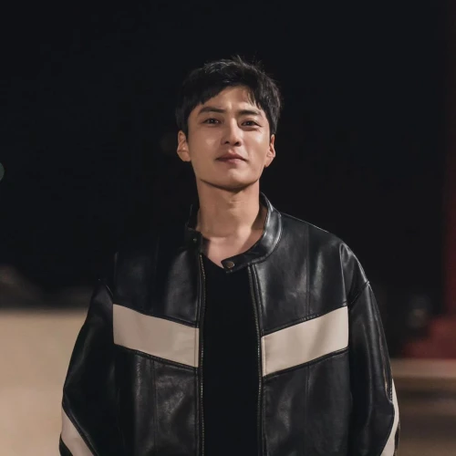 Simak Pesona 6 Aktor Korea Umur 40 Tahun yang Masih Hot!