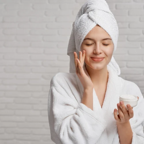 Ini Rekomendasi Skincare Tambahan Agar Kulit Tetap Segar Selama Puasa