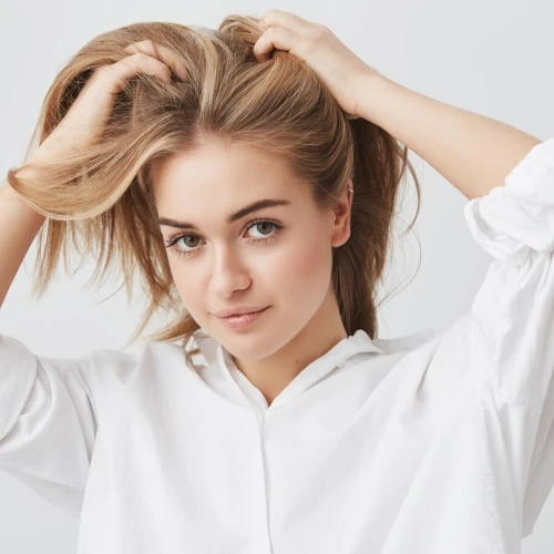 Rambut Rontok Karena Stres? Ketahui Ciri-Ciri & Cara Mengatasinya!