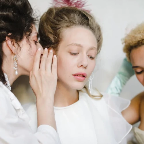 Ternyata, Ini Pengaruh “Gossip” Terhadap Kesehatan Mental Kamu