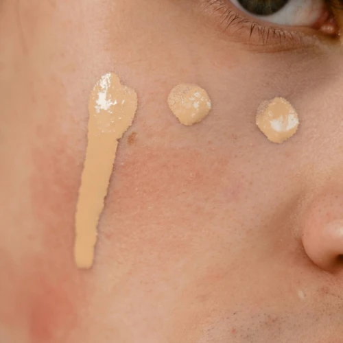 5 Tips Memilih Concealer yang Tepat Untuk Pemula