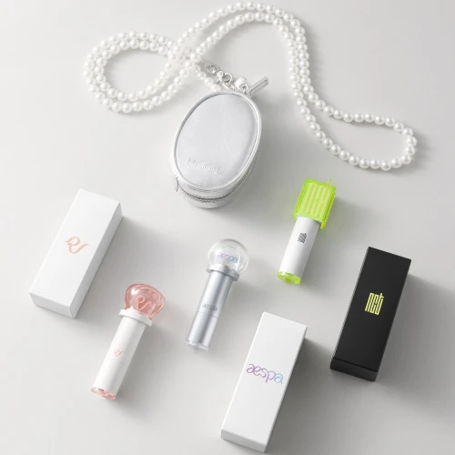 SM Entertainment Rilis Lipbalm Unik Berbentuk Lightstick NCT, Aespa, dan Red Velvet