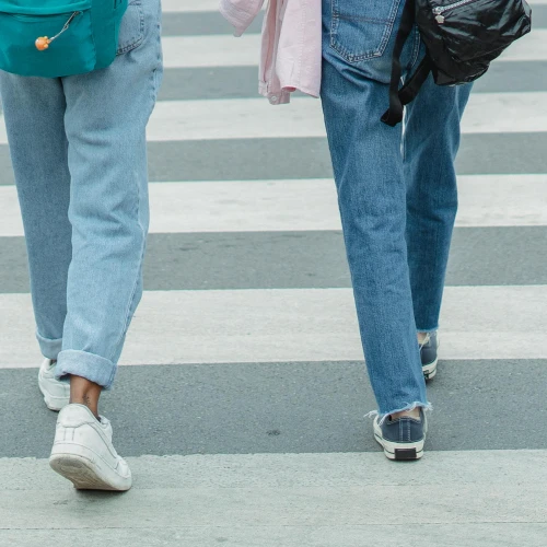 Tips Pilih Denim untuk Cuaca Panas
