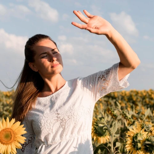 5 Tips Menjaga Kesehatan dan Kecantikan Kulit Saat Cuaca Panas
