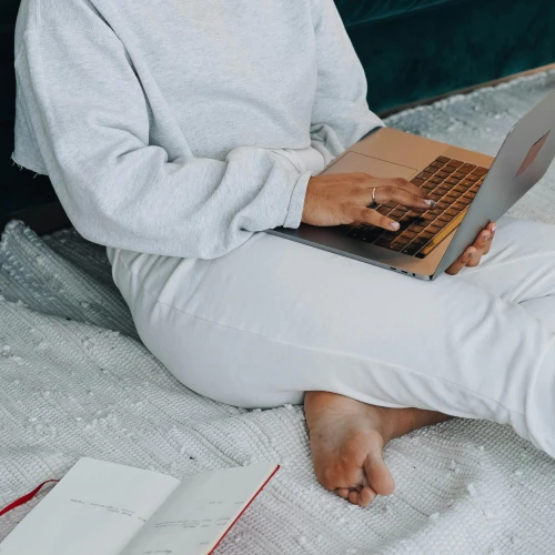 5 Channel YouTube Untuk Hadapi Quarter Life Crisis!
