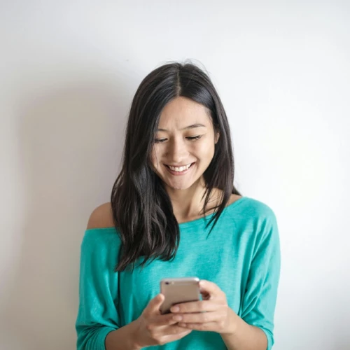 Ikuti Tahapan Berikut Untuk Dapatkan Hati Gebetan di Chat Pertama!