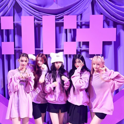 Kiyowo! Simak Rekomendasi Fashion Cute Ala Member ILLIT