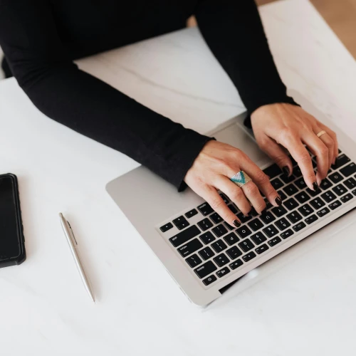 Mau Produktif? Ini 5 Tools Gratis untuk Kurangi Screen Time