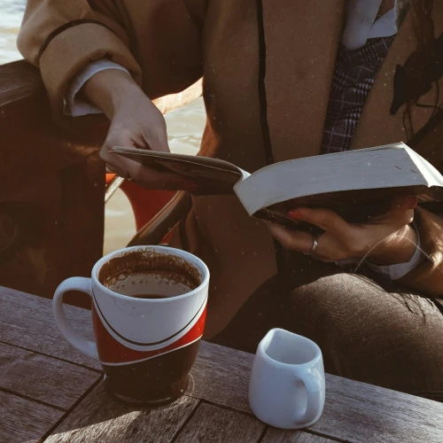 5 Rekomendasi Buku untuk Tingkatkan Emotional Control Kamu