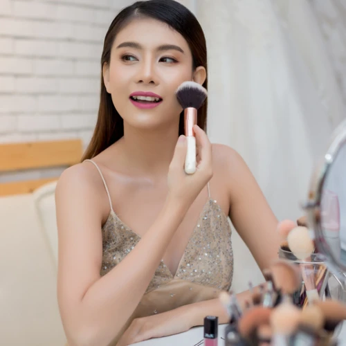 6 Tips Mendapat Makeup dengan Hasil Flawless