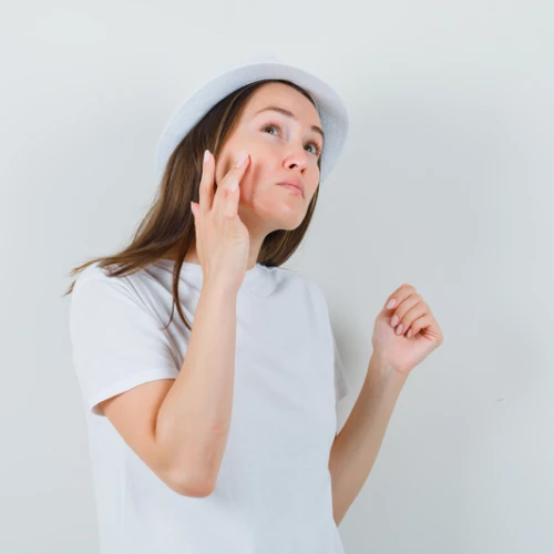 Apa Itu Adult Acne dan Bagaimana Cara Mengatasinya?