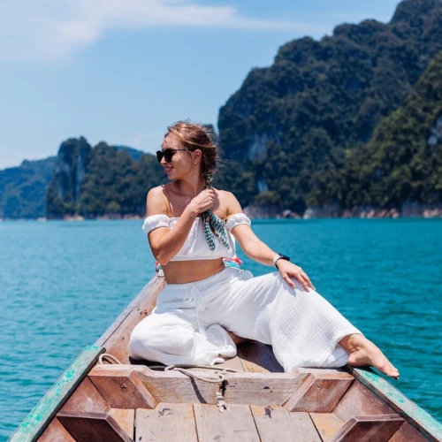 Have Fun Tanpa Beban: 7 Tips Menjaga Kesehatan Mental Sekaligus Keuangan Selama Liburan