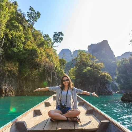 6 Tips Liburan Akhir Tahun yang Tetap Sesuai Budget & Bebas Boros