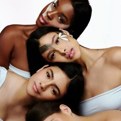 Cool Tone atau Warm Tone? Coba Cek Skin Tone-mu Sekarang!