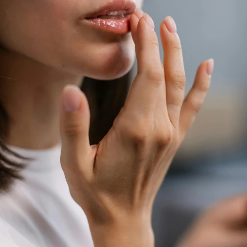 6 Rekomendasi Lip Balm dengan SPF Pilihan Cosmo!