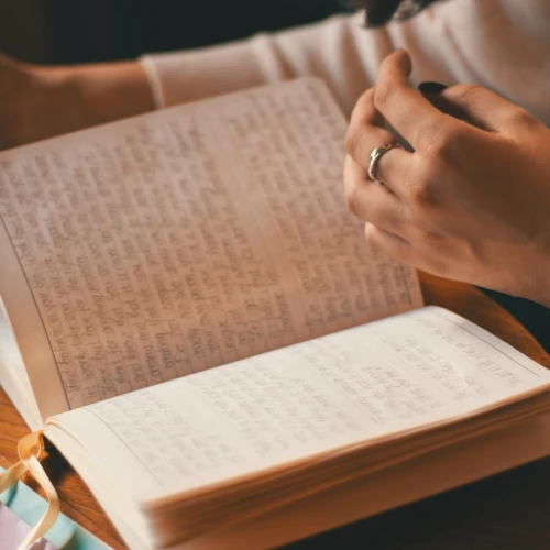5 Tips Journaling dalam Mempersiapkan ‘New Year New Me’