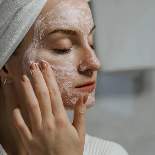 Simak Manfaat Clay Mask untuk Mengecilkan Pori!