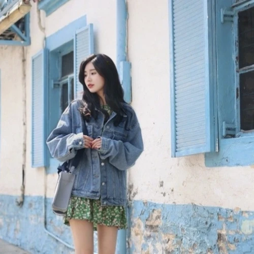 Gaya Kasual Denim: 5 Padu Padan Simpel untuk Sehari-hari