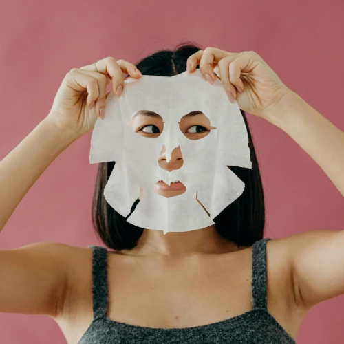 6 Rekomendasi Sheet Mask untuk Pemula Pilihan Cosmo!