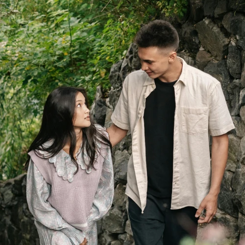10 Pertanyaan Deep Talk dengan Pasangan