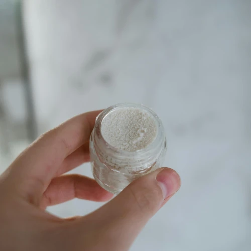 Simak Cara Membuat Scrub Bibir Alami!