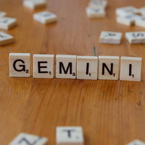 Gemini, Ini Alasan Mengapa Kalian Adalah Zodiak Paling Menarik!