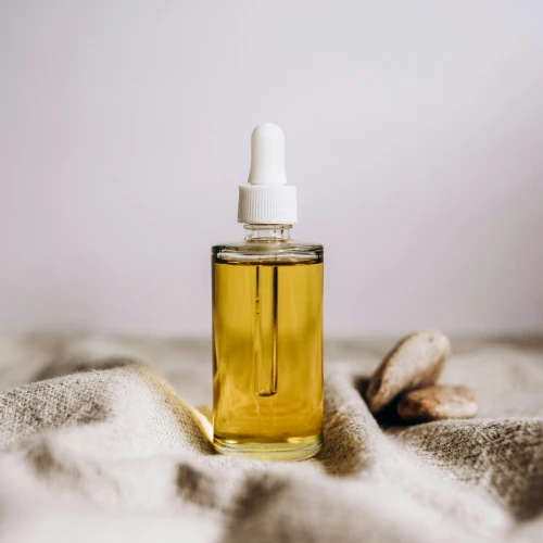 5 Rekomendasi Serum Retinol yang Aman untuk Pemula