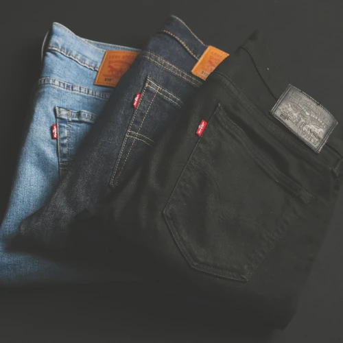 Cara Agar Membuat Warna Jeans Tidak Cepat Pudar