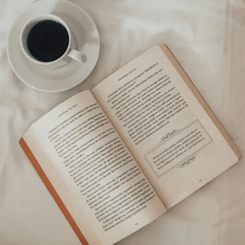 Rekomendasi Buku Best Seller Sally Rooney