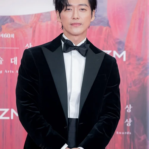 Deretan Drama Korea & Film Terbaik Namgoong Min yang Wajib Ditonton