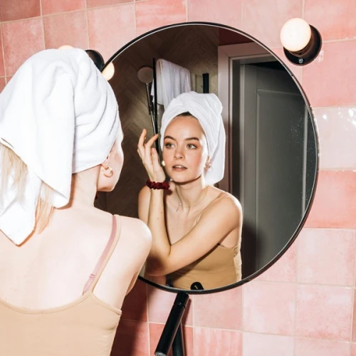 Jangan Gunakan Handuk Badan Ke Wajah, Ini Beberapa Alasannya!