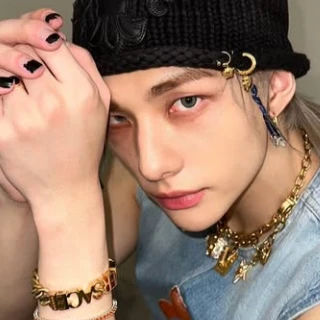 Transformasi Gaya Rambut Hyunjin Stray Kids