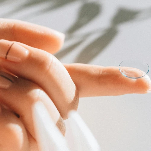 Tips Menjaga Kesehatan Mata Meski Menggunakan Softlens