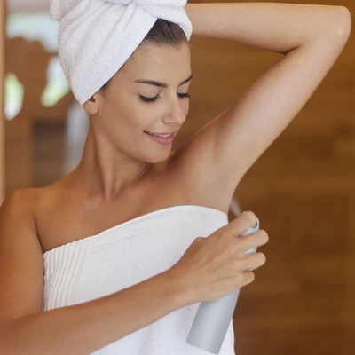 Ketahui Apa Perbedaan Deodorant & Antiperspirant!
