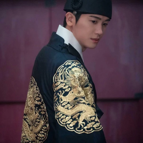 Deretan Drama Korea Park Hyung Sik yang Paling Viral