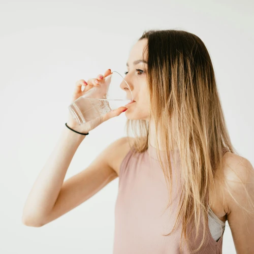 Ciri-ciri Kamu Kurang Minum Air Putih