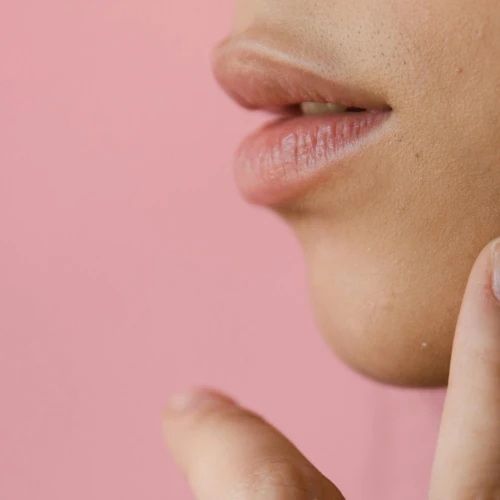 Makanan yang Harus Kamu Hindari untuk Mengurangi Double Chin