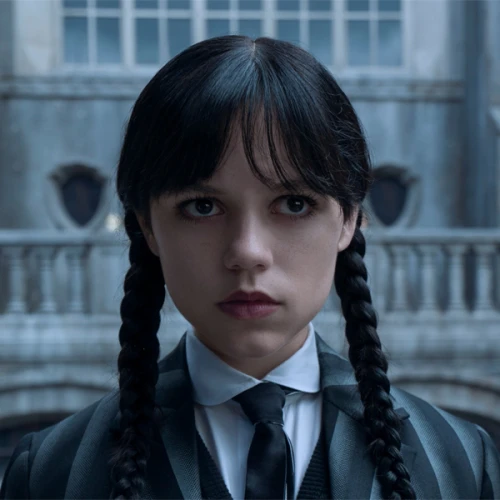 Rahasia Tampil Chic dengan Tired Girl Makeup ala Jenna Ortega ‘Wednesday’