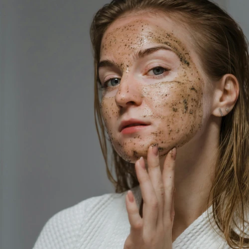 Deretan Manfaat Kafein pada Kandungan Skincare