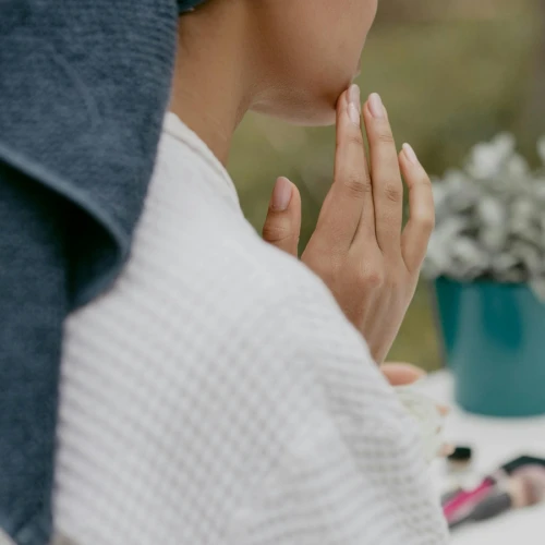 Stop Pemakaian Skincare Jika Kulitmu Memiliki Tanda Reaksi Buruk Ini!