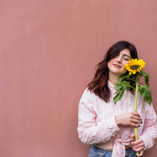 5 Lagu Tentang Insecure yang Bisa Menemani Perjalanan Self Love Kamu