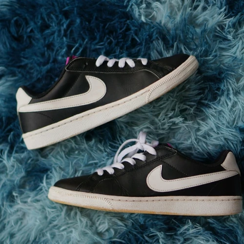 Sudah Tahu? Ini Perbedaan Insole dan Outsole pada Sepatu!