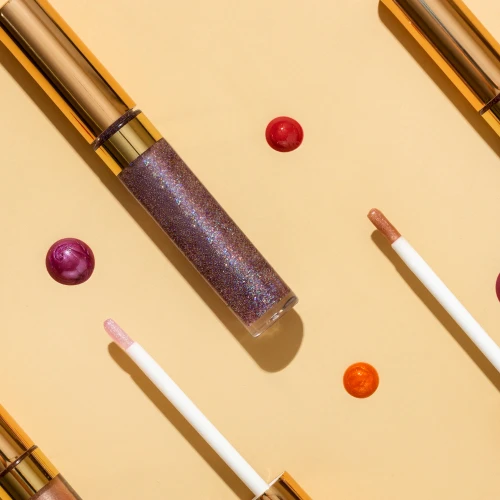 6 Rekomendasi Lip Gloss Lokal Agar Wajah Selalu Fresh