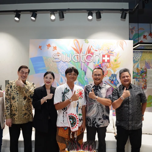 Swatch Rilis Koleksi Kolaborasi dengan Seniman Wastana Haikal