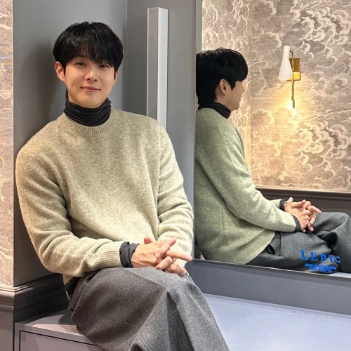 Deretan Lawan Main Choi Woo Shik