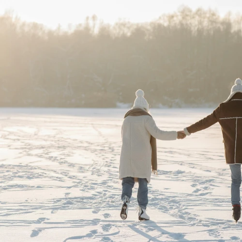 Tips Agar Kulit Bebas Kering & Tetap Lembap Saat Liburan Musim Dingin